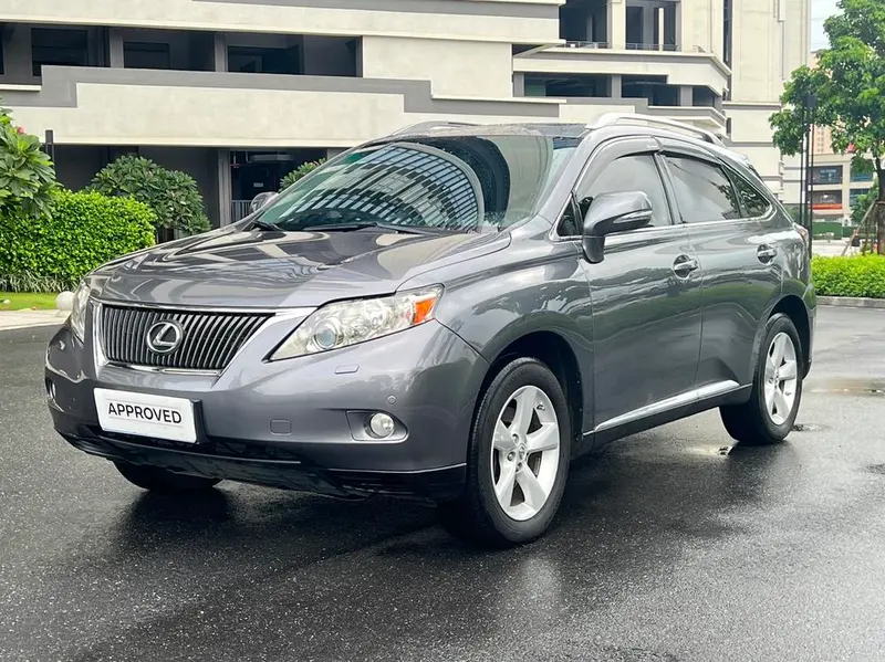 Lexus RX Classic 270 Luxury Edition, 2011 — фото 1