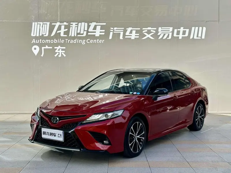Toyota Camry, 2019