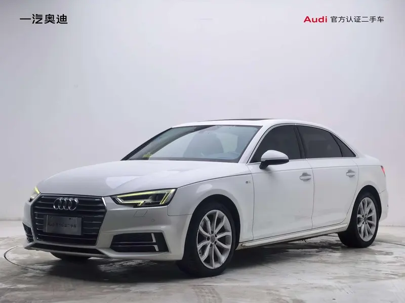 Audi A4L 30 Version 40 TFSI Fashion Version, 2018 — фото 1
