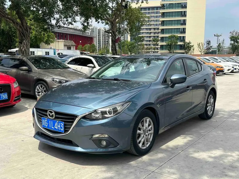 Mazda 3 Axela, 2014