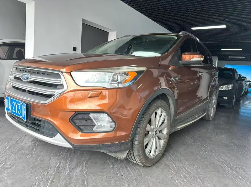 Ford Kuga, 2017