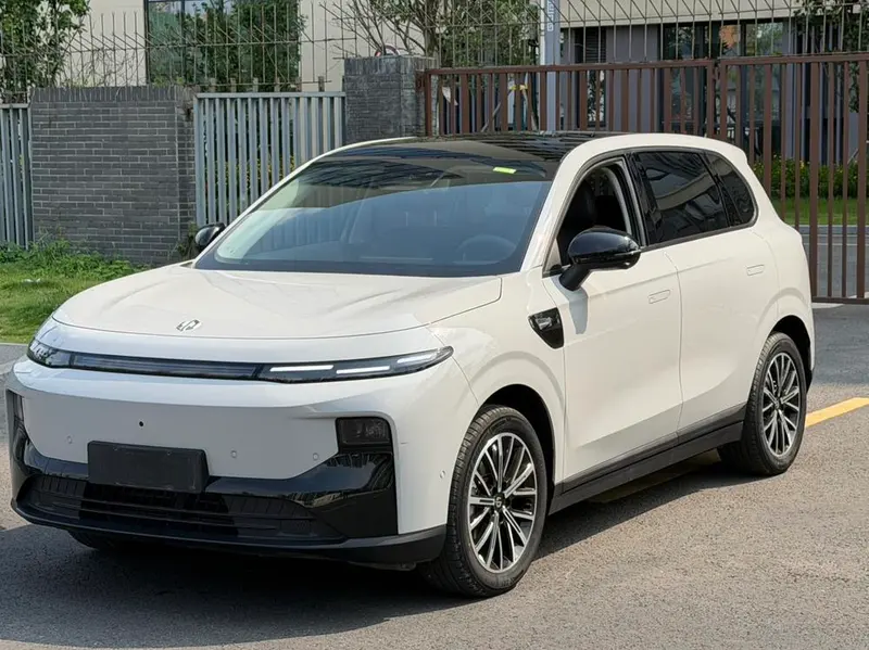 Leapmotor B10, 2025