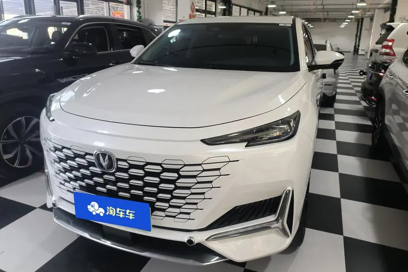 Changan UNI-K iDD Blue iDD 1.5T 130km Premium Version, 2022 — фото 1