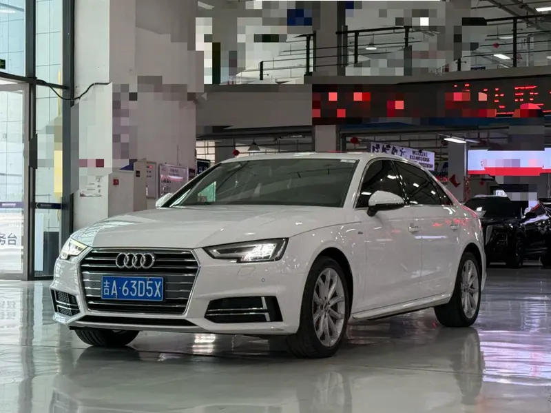 Audi A4L 30 Version 40 TFSI Fashion Version, 2018 — фото 1