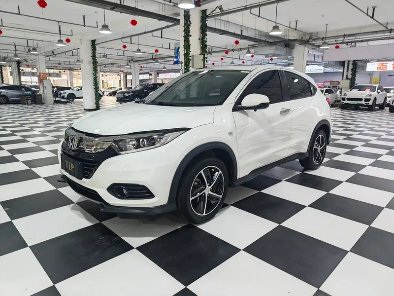 Honda Vezel 1.5L CVT · Edition, 2022 — фото 1