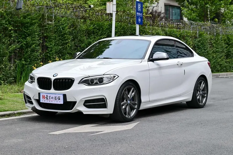 BMW 2-Series (Import), 2017