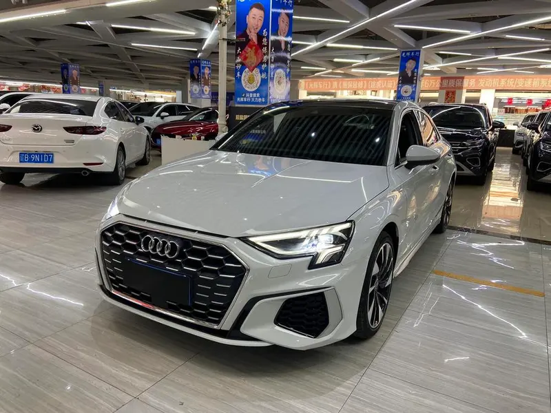 Audi A3 A3L Limousine 35 TFSI Fashion Sport Version, 2022 — фото 1