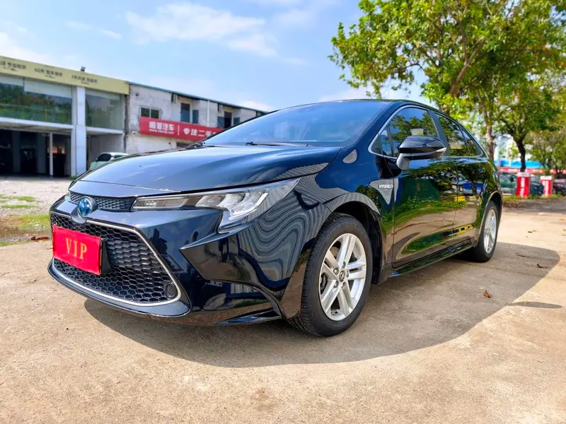 Toyota Levin Dual Engine 1.8H Luxury Edition CN6, 2019 — фото 1