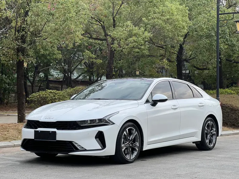 Kia K5, 2021