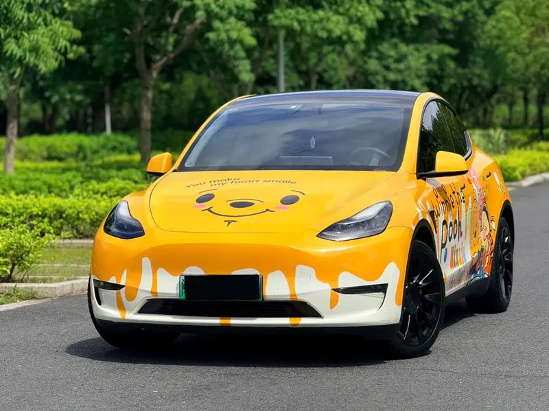 Tesla Model Y, 2021