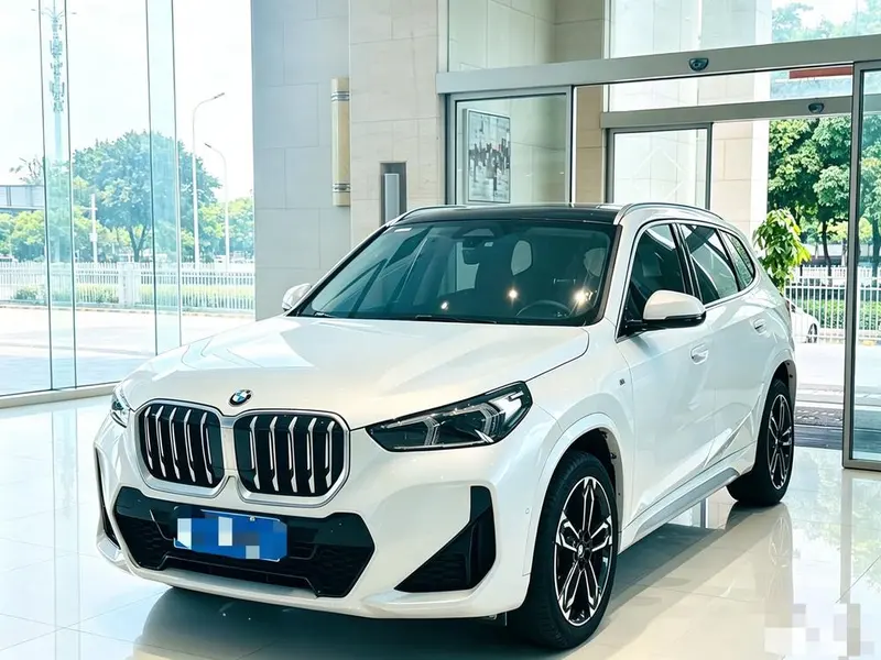 BMW X1 sDrive25Li M Sport, 2023 — фото 1