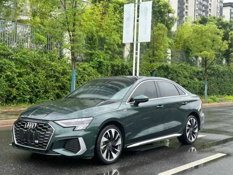 Audi A3 Facelift A3L Limousine 35 TFSI Fashion Sport Version, 2023 — фото 1
