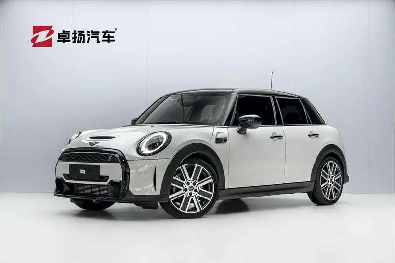 MINI MINI Facelift 2.0T COOPER S Artist Edition, 2023 — фото 1