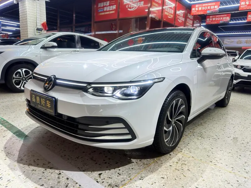 Volkswagen Golf, 2021