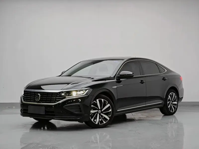 Volkswagen Passat 280TSI Business Edition, 2023 — фото 1