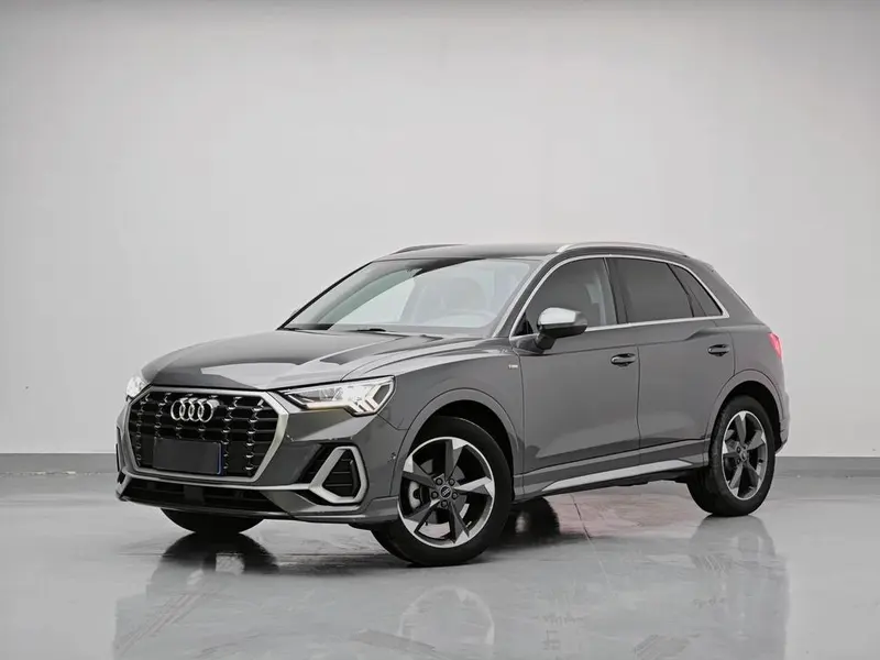 Audi Q3, 2022