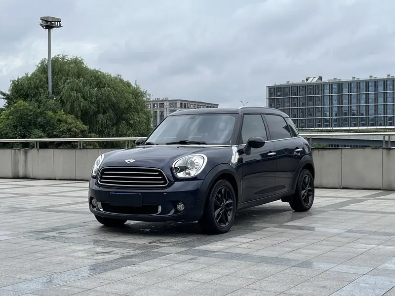 MINI COUNTRYMAN, 2011