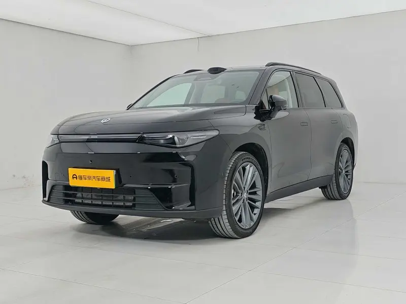 Leapmotor C16 EREV 280 Lidar Premium Edition 6 Seater, 2026 — фото 1