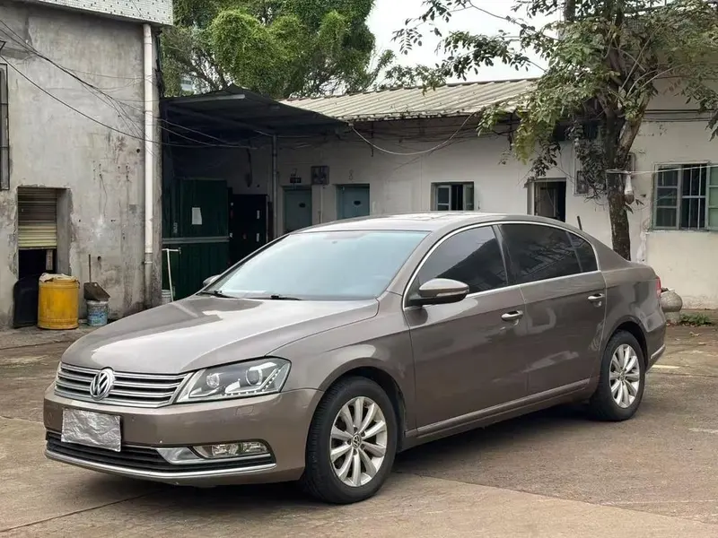 Volkswagen Magotan, 2015