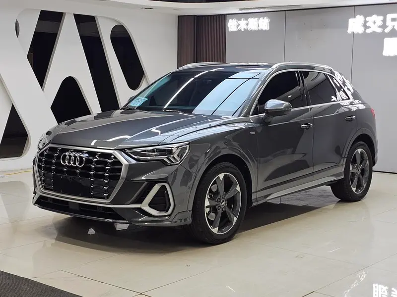 Audi Q3, 2022