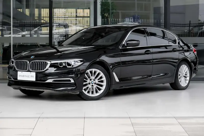 BMW 5-Series, 2020