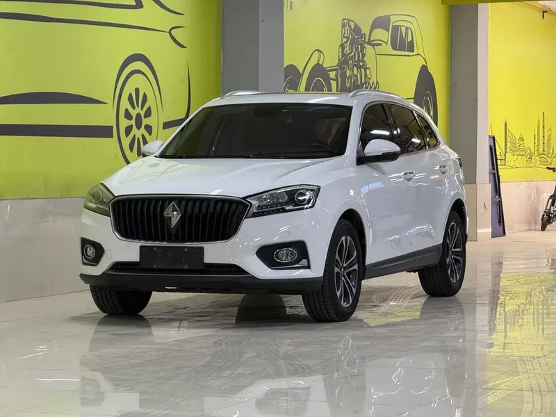 Borgward BX7 28T 2WD Luxury Edition 5 Seater, 2016 — фото 1