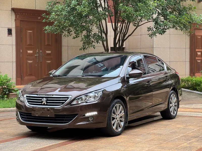 Peugeot 408 1.6T Auto Luxury Edition, 2016 — фото 1