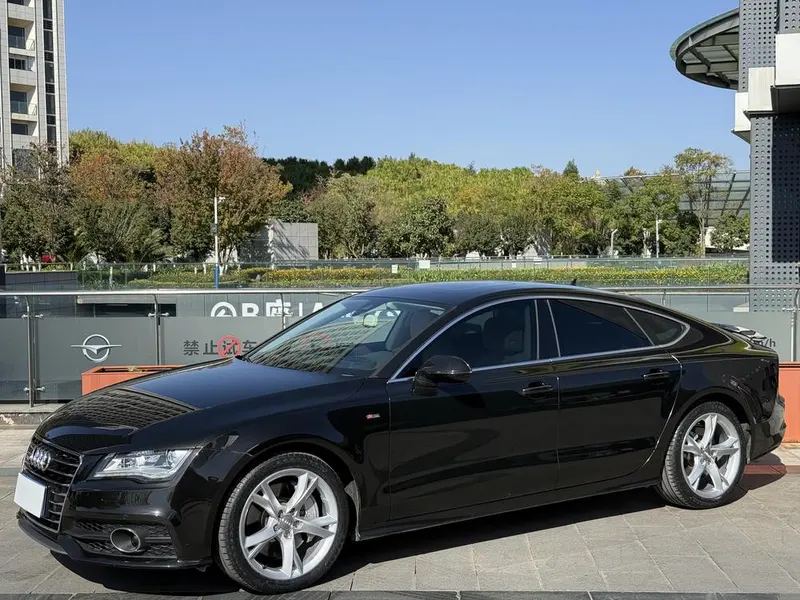 Audi A7 3.0TFSI quattro Luxury Version, 2012 — фото 1