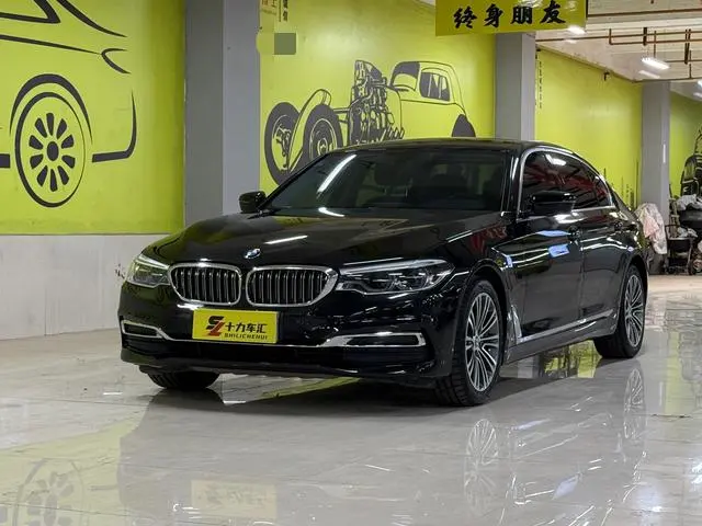 BMW 5-Series, 2019