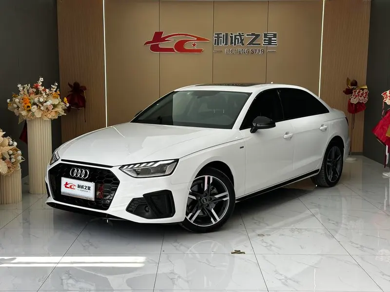 Audi A4L 40 TFSI Luxury Version, 2022 — фото 1