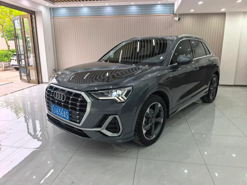 Audi Q3, 2023