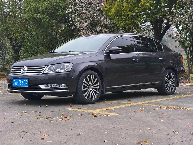 Volkswagen Magotan, 2012