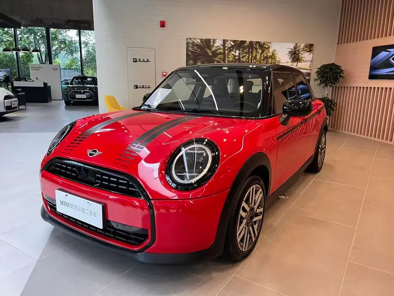 MINI MINI 1.5T COOPER Edition Classic, 2025 — фото 1