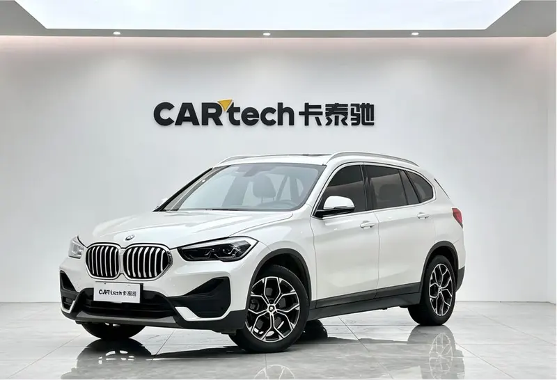 BMW X1 sDrive25Li Leading Version, 2022 — фото 1