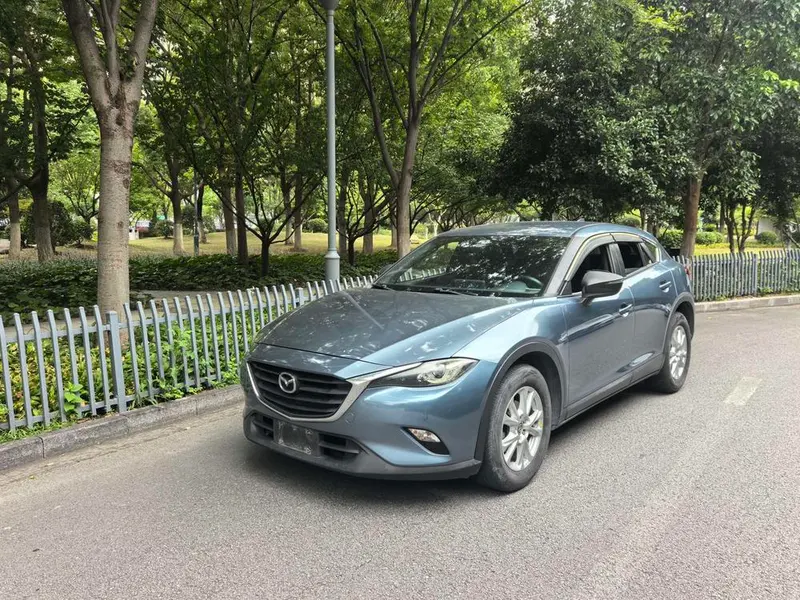 Mazda CX-4 2.0L Manual 2WD Blue Edition CN5, 2018 — фото 1