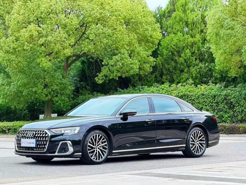 Audi A8 A8L 55 TFSI quattro Flagship Version, 2023 — фото 1