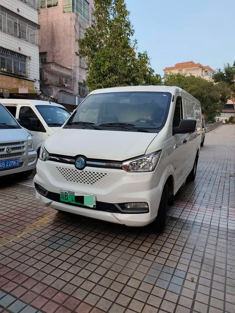 Dongfeng Yufeng EM26 Standard Edition 41.472kWh, 2023 — фото 1