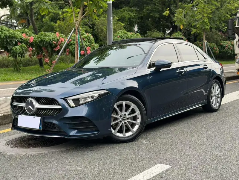 Mercedes-Benz A-Class A 200 L Sport Version Special Edition, 2019 — фото 1
