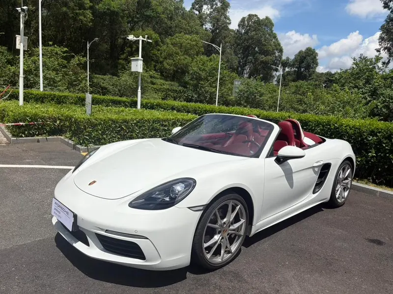 Porsche 718, 2023