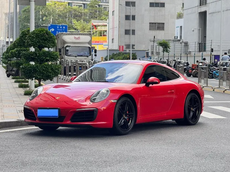 Porsche 911, 2016
