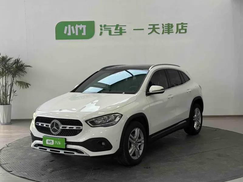 Mercedes-Benz GLA GLA 180, 2022 — фото 1