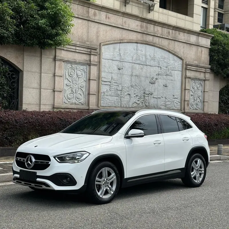 Mercedes-Benz GLA GLA 180, 2020 — фото 1