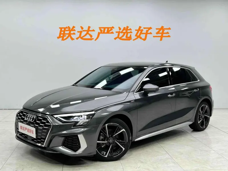 Audi A3 Facelift Sportback 35 TFSI Fashion Sport Version, 2023 — фото 1