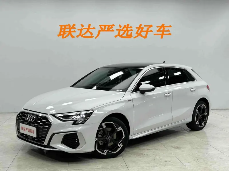 Audi A3 Sportback 35 TFSI Luxury Sport Version, 2023 — фото 1