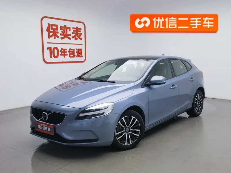 Volvo V40, 2017