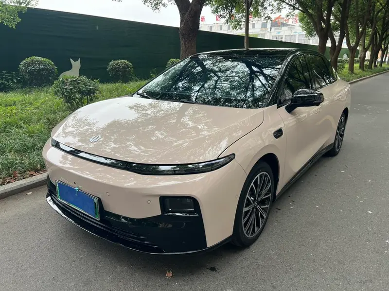 Leapmotor B01, 2025