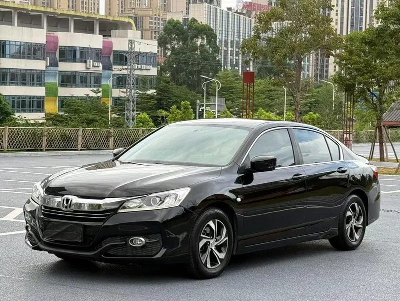Honda Accord, 2016