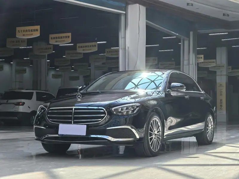 Mercedes-Benz E-Class Facelift E 260 L, 2023 — фото 1