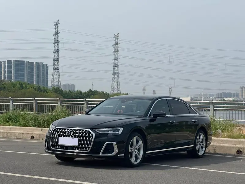 Audi A8 A8L 50 TFSI quattro Refined Version, 2023 — фото 1