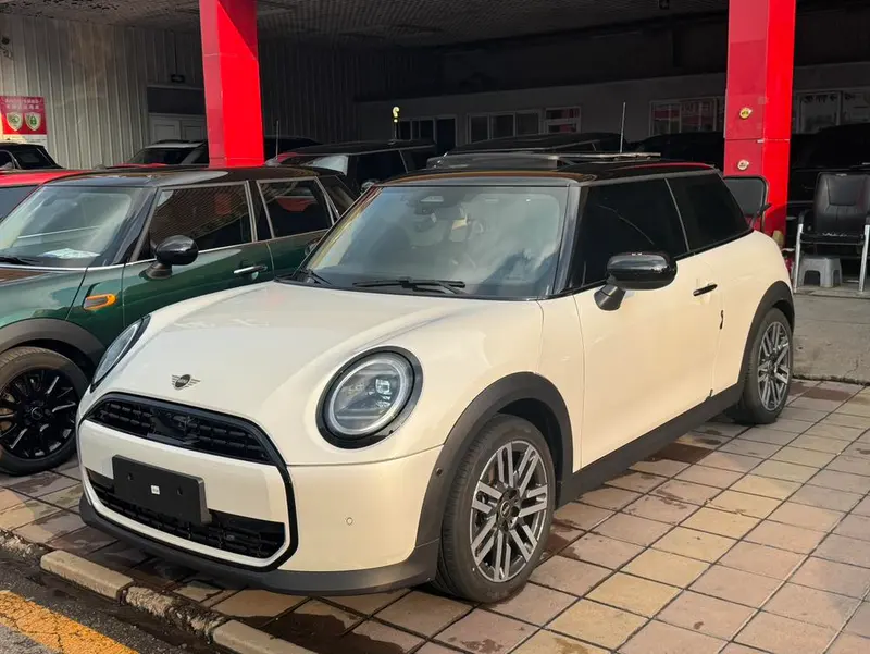 MINI MINI 1.5T COOPER Edition Classic, 2025 — фото 1